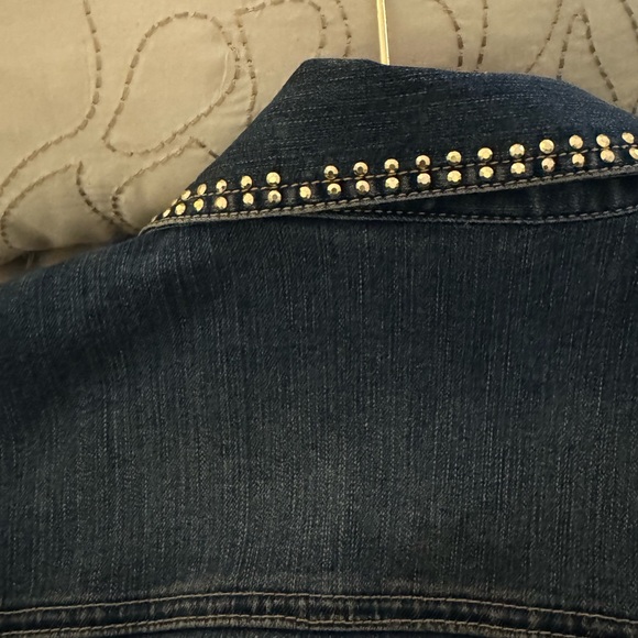 CHICOS STUDDED JEAN JACKET - Picture 2 of 6